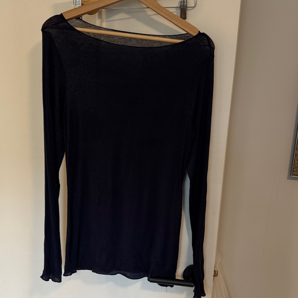 Intimissimi Women’s Navy Long-Sleeve Lightweight Top